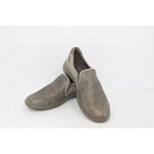 Ecco Soft 5 Slip On Shoes Women's 40 Gray Metallic Leather Cushioned Round Toe